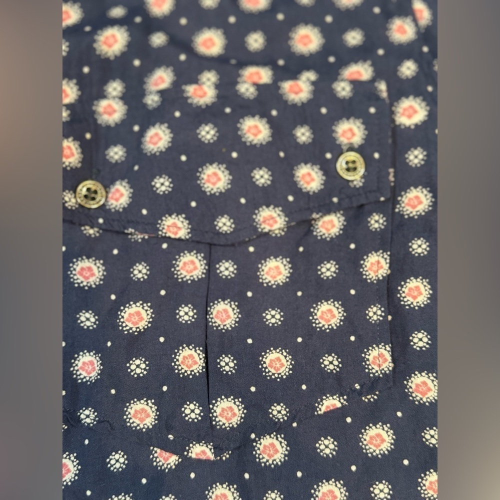 Kut from the Kloth button up floral shirt Size L - Picture 9 of 9